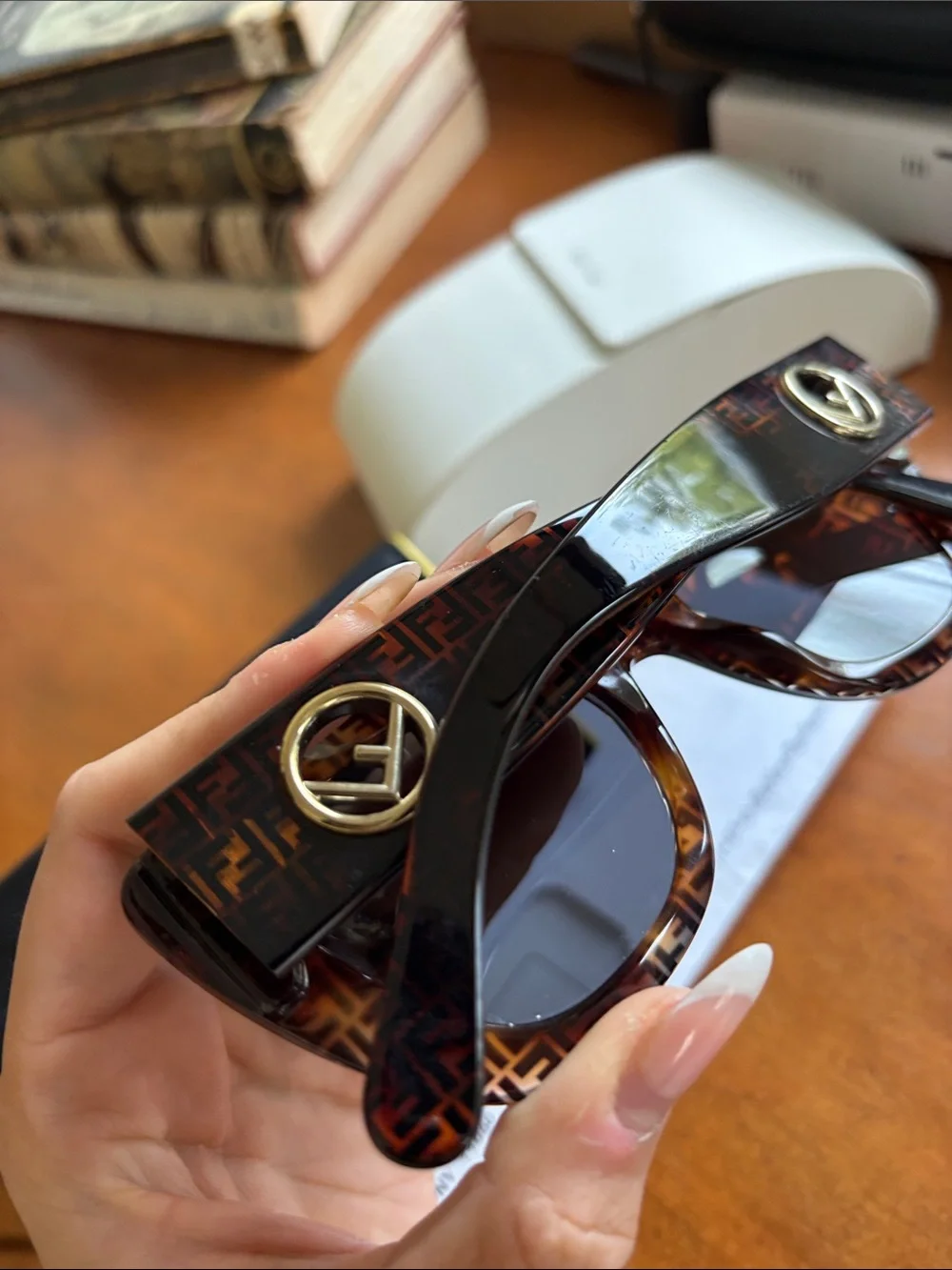 100% Authentic Fendi FF 0327 086 IR Cat-Eye Sunglasses Dark Havana #17